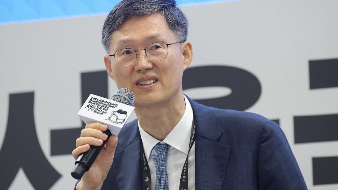 [한국경제] 장학생 문형배 보수·진보 모두 존경하는 어른 김장하