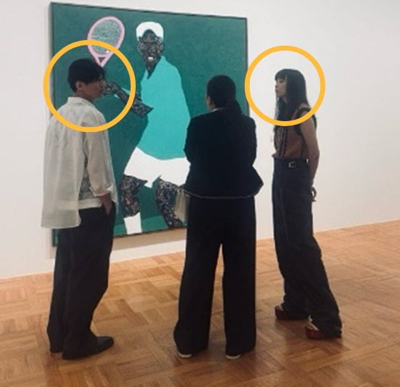 [뉴스] 원빈·이나영, 결혼 10년 만에 투샷 포착…경주 찾은 이유