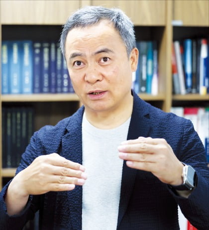 [뉴스] AI 시대의 평화, 정보보안 산업 육성에 달렸죠