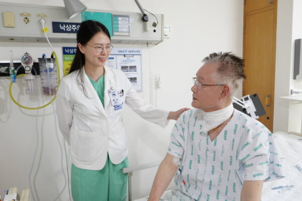 [뉴스] 서울대병원, 국내 첫 폐이식 로봇수술 성공…한국인서 치료 가능성 입증