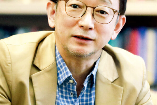 [뉴스] 과기정책, 이대론 추격자 신세…정부가 1등상품 만든단 착각 버려야