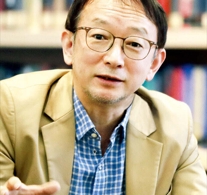 [뉴스] 과기정책, 이대론 추격자 신세…정부가 1등상품 만든단 착각 버려야