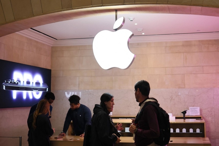 [뉴스] “통 큰 결정 내리더니”…애플, ‘관세 면제’ 기대감에 주가 5개월만에 최고