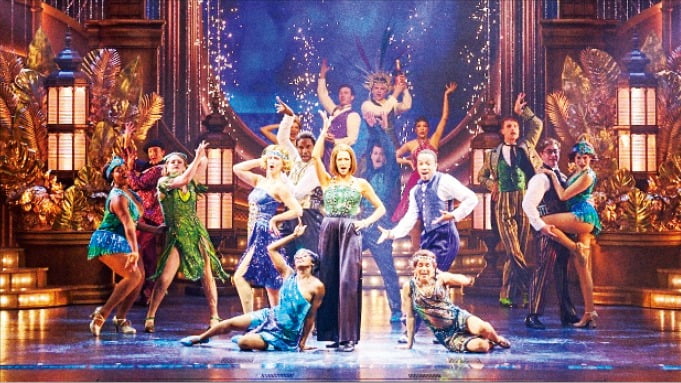 [뉴스] 폴 테이트 드푸 개츠비가 데이지 집착하듯…소품 하나하나 공들였죠