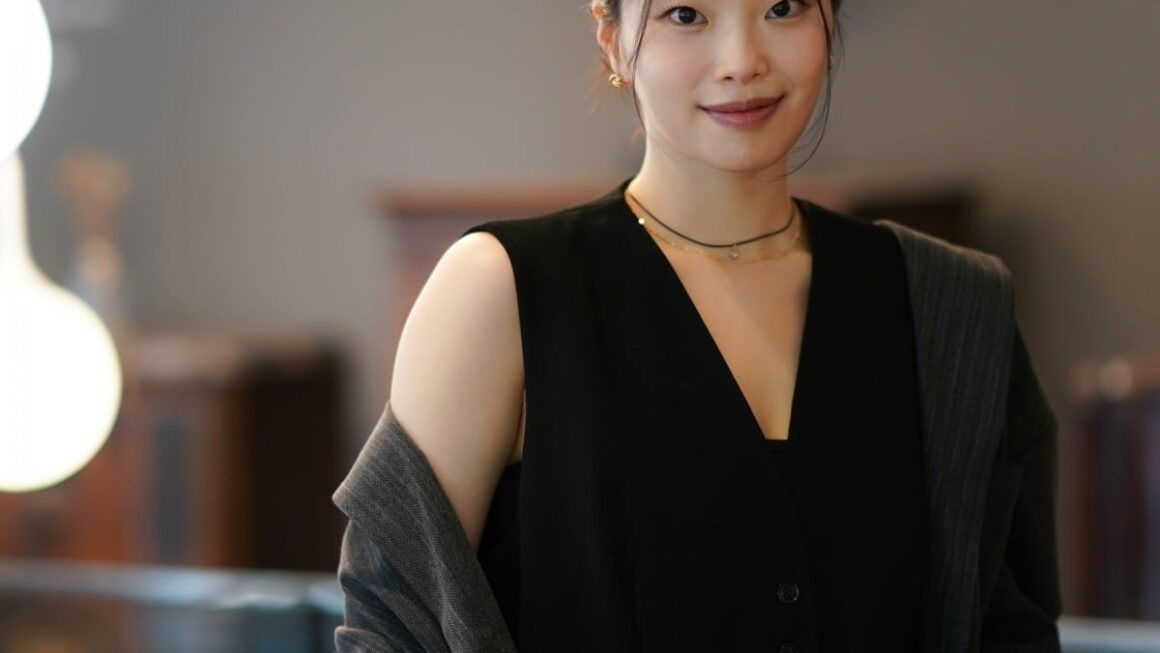 [뉴스] 김수하, 10년 만에 웨스트엔드…개량한복·시조랩·갓으로 전하는 K뮤지컬