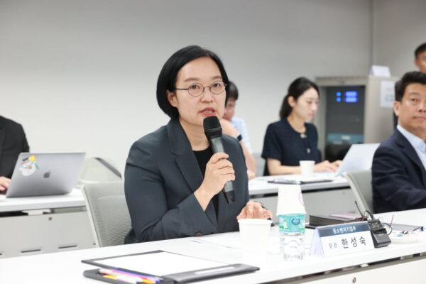 [뉴스] 네이버 연봉킹 한성숙 장관, 퇴직금 40억 포함한 보수 52억 수령