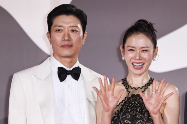 [뉴스] 손예진·박희순 어쩔수가없다’는 참 이상한 영화”
