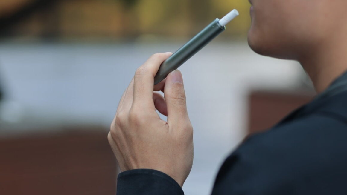 [뉴스] 전자담배는 괜찮아 믿었다간…충격 결과