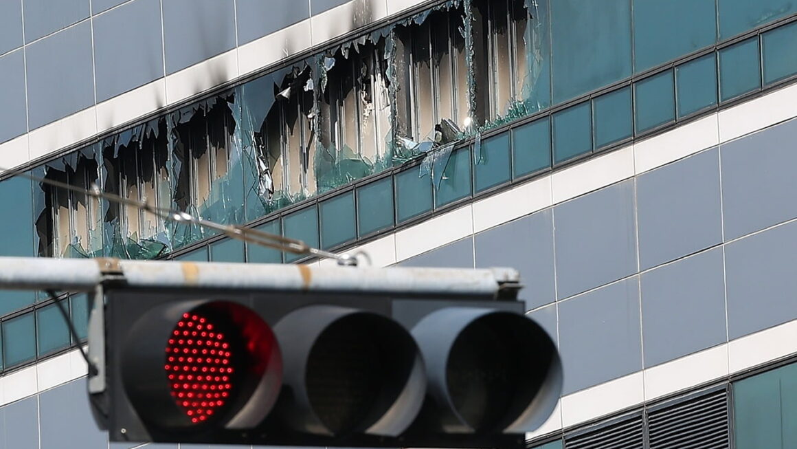 [뉴스] 소방청 국정자원 화재, 오후 6시 완전 진화…22시간만