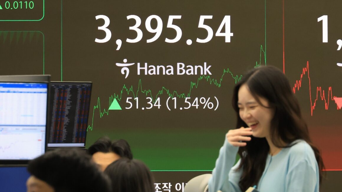 [뉴스] 국장 고점? 5000만원 베팅…투자 인증한 국회의원 [김익환의 부처 핸즈업]