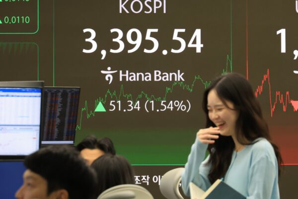 [뉴스] 국장 고점? 5000만원 베팅…투자 인증한 국회의원 [김익환의 부처 핸즈업]