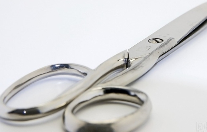 [뉴스] “머리카락 냄새 맡으면 성적 만족감 느낀다”…버스  탄 긴머리 여성에 20대남이 한 짓