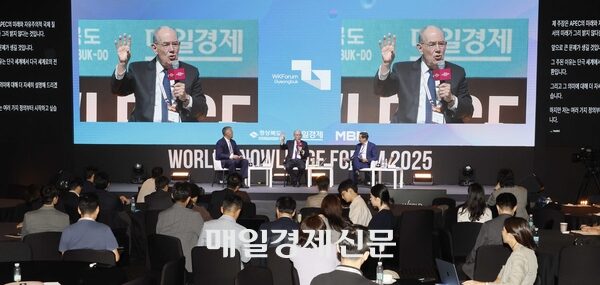 [뉴스] “한국, 미국 외에 다른 선택지가 없다”…현실주의 대가도, 낙관론 석학도 한 목소리