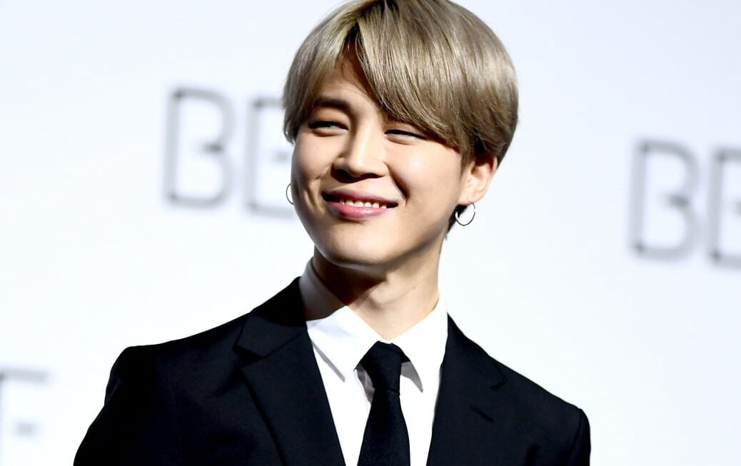 [뉴스] BTS 지민에 부친·동생도…삼부자 고액 기부클럽 등재