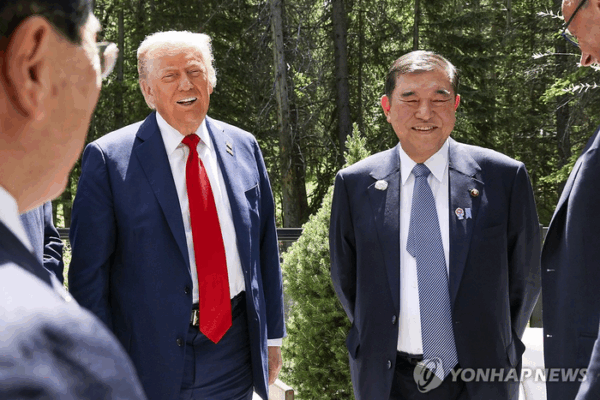 [뉴스] “트럼프, 10월 경주APEC 참석 전 일본방문 타진” 