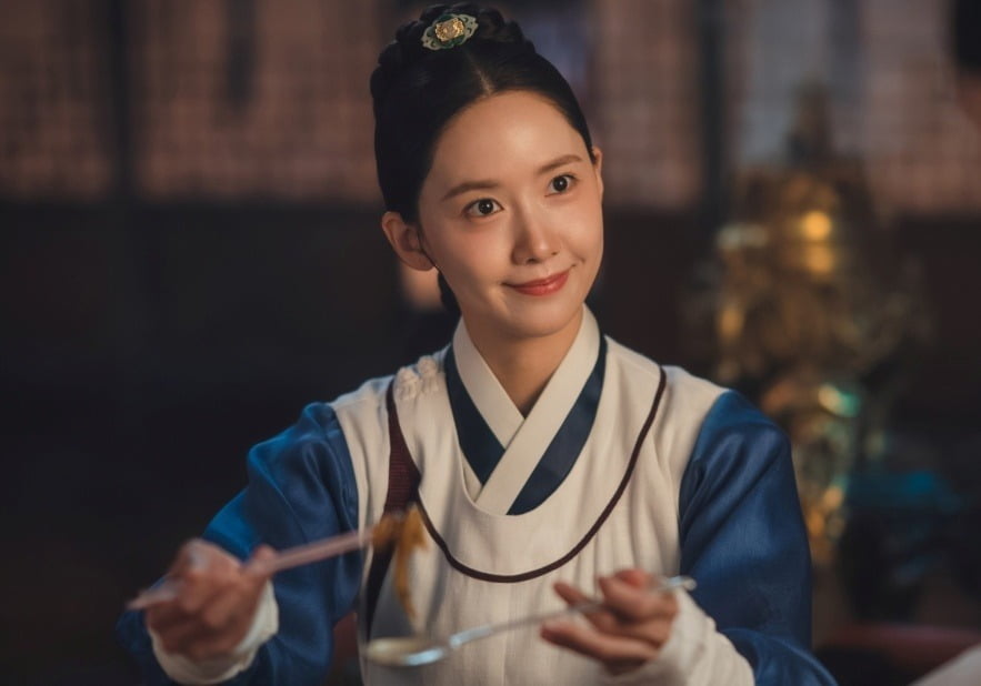 [뉴스] 윤아 내세우더니 심상치 않다…전세계 입맛 사로잡은 드라마