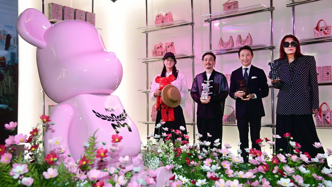 [뉴스] MCM, 베어브릭과 함께한 베어브릭 인 MCM 원더랜드 전시 개최