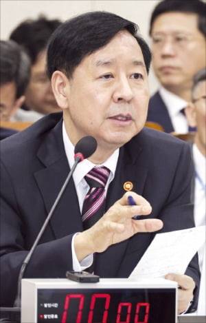 [뉴스] 1년짜리 재정준칙으론 한계…구윤철, 새 틀 도입 시사