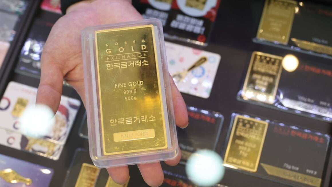 [뉴스] 현금으로 하면 싸게 줄게…금값 치솟자 나타난 일