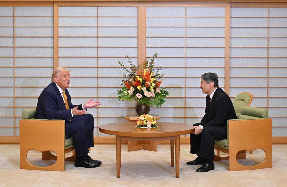 [뉴스] 일왕, 영어로 트럼프에 인사 … 트럼프 “다시 만나 영광”