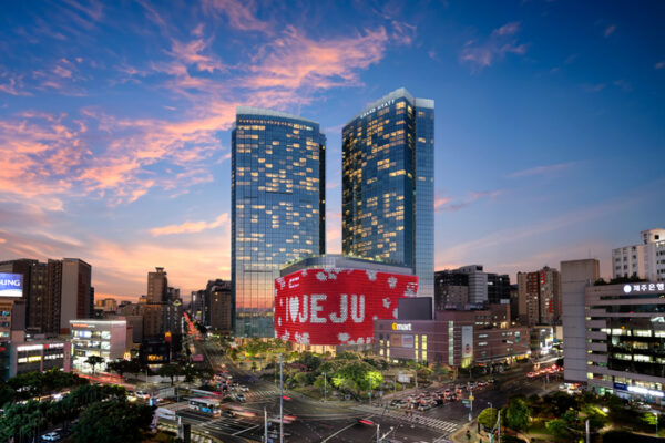 [뉴스] 중국에 이어 일본 고객까지…롯데관광개발 커지는 3분기 영업익