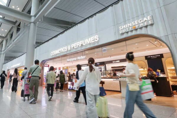 [뉴스] 신라 이어 신세계까지…인천공항 면세점 사업권 반납