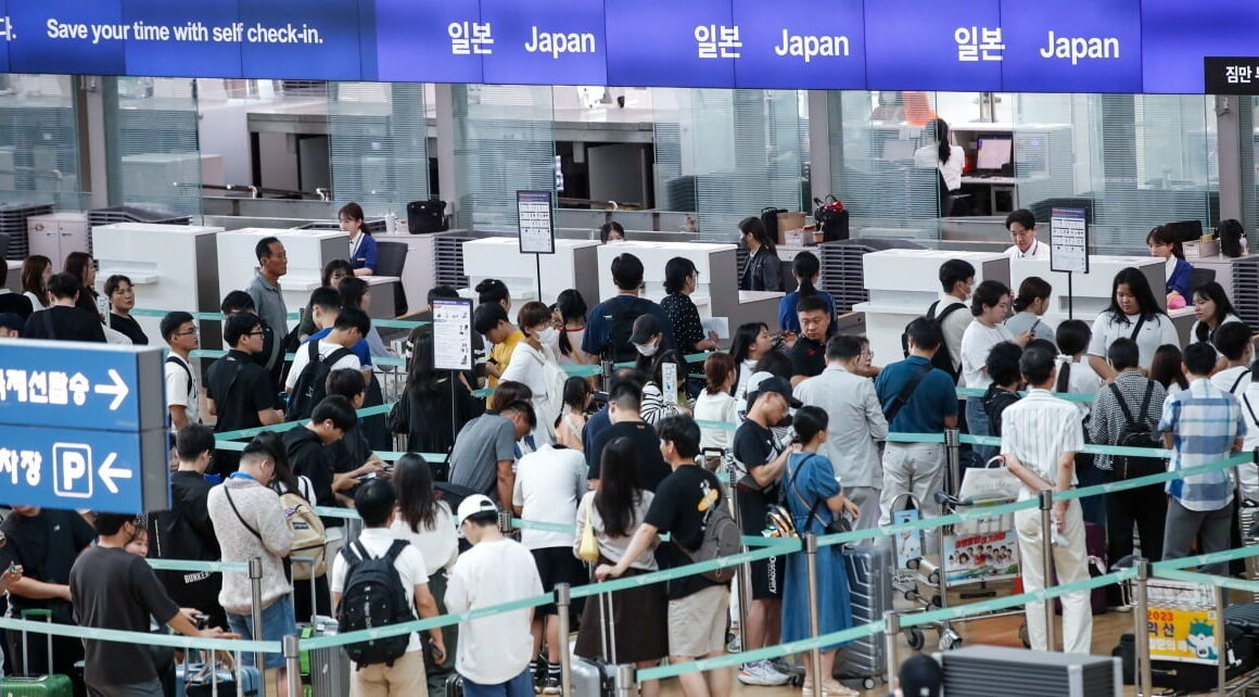 [뉴스] 일본 여행객 줄어드려나…무비자 입국도 수수료 부과