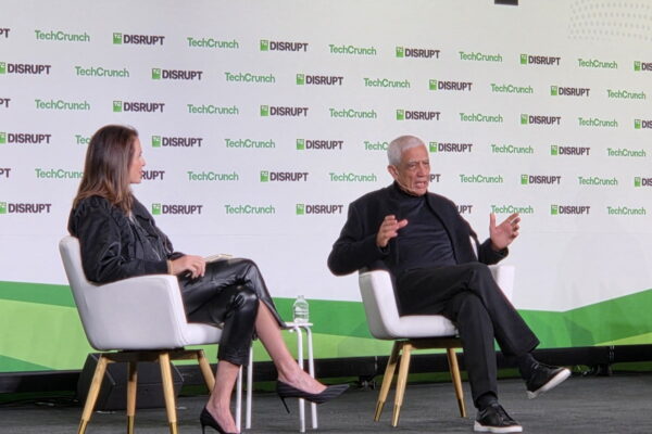 [뉴스] AI가 의사·회계사도 대체…2040년엔 무료 진료 시대”