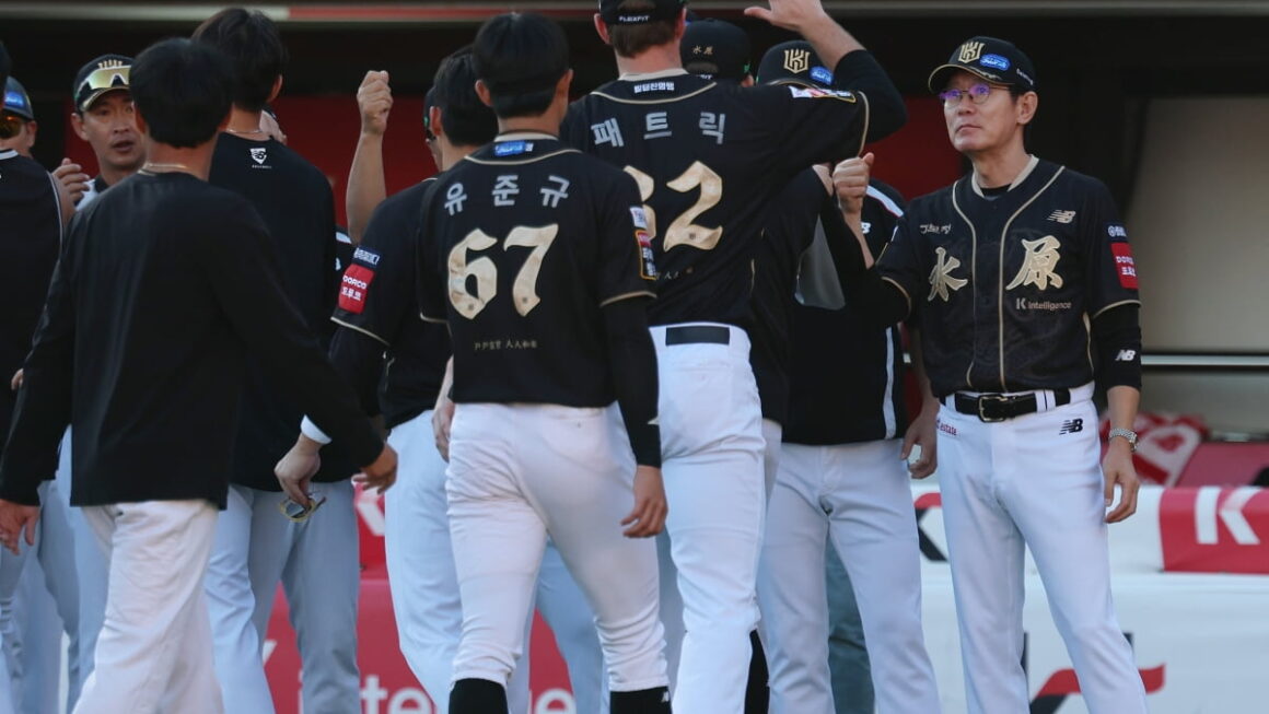 [뉴스] KBO 가을 야구 막차 주인공, 마지막 144번째 경기서 가려진다