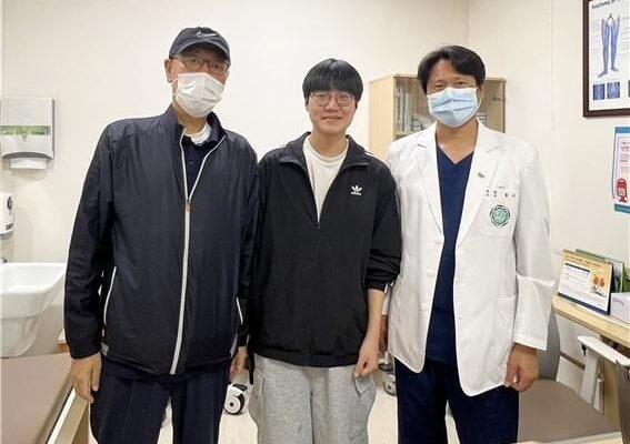 [뉴스] 수능 넉 달 남았는데…간경화 부친에 간 떼어준 효자 아들