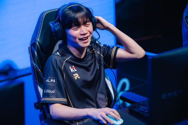 [뉴스] KT, LCK 첫 8강 진출…T1·젠지는 운명의 단판 승부