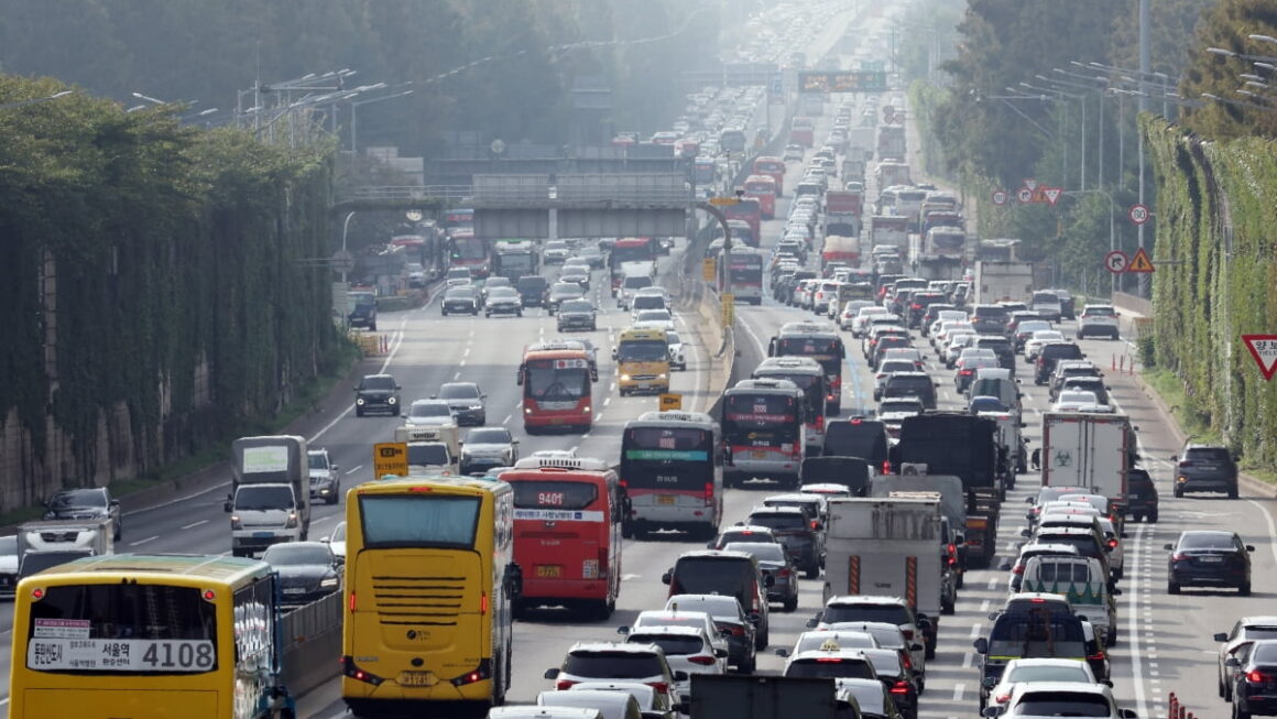 [뉴스] 믿는 도끼에 발등…도로공사, 통행료 6년간 10억 더 걷었다