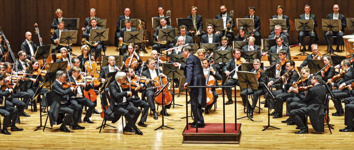 [뉴스] 피날레 뒤 침묵의 20초…틸레만과 빈 필이 선사한 희열