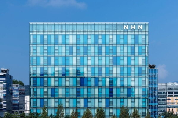 [뉴스] 정통 텍사스 홀덤 터졌다…276억원 벌어들인 NHN 활짝