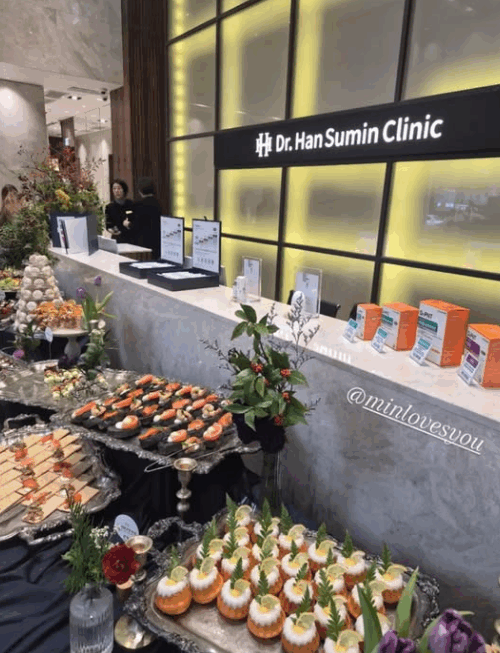 [뉴스] 박명수 아내 한수민, 압구정에 새 병원 오픈…화려한 개원식 눈길