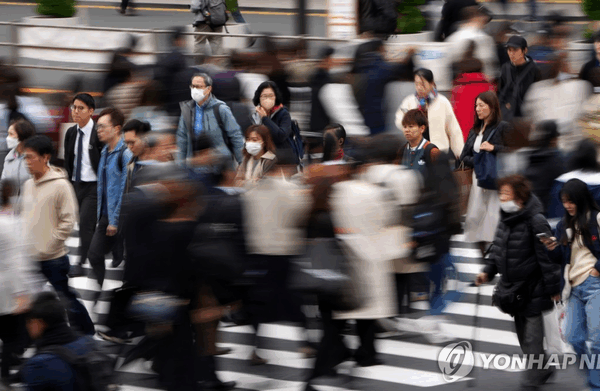 [뉴스] ‘정년 65세’ 안착시킨 12년 큰 그림…일본 기업 85%가 택한 정책은?