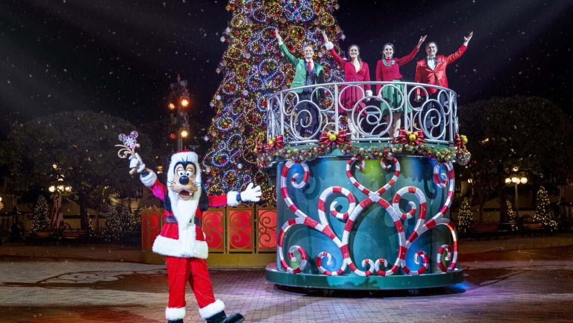 [뉴스] 개장 20주년 맞은 홍콩 디즈니랜드, 크리스마스 프로모션 출시