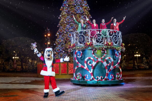 [뉴스] 개장 20주년 맞은 홍콩 디즈니랜드, 크리스마스 프로모션 출시