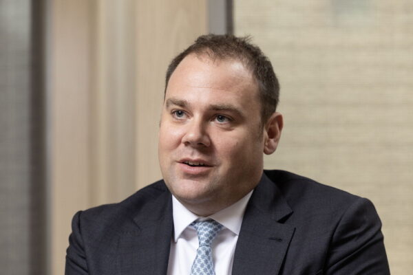 [뉴스] “주식·채권 편중 韓투자자, 자산 다변화 시급”