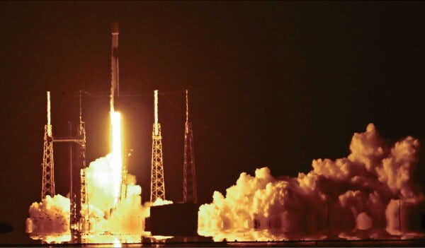 [뉴스] 우주는 이제 과학이 아니라 돈으로 움직인다