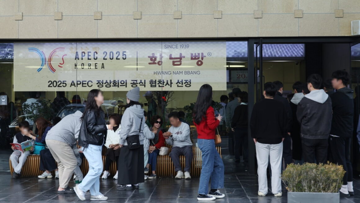 [뉴스] 시진핑도 맛봤다…APEC 정상회의 달군 K디저트