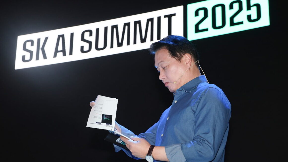 [뉴스] 최태원 엔비디아도 SK 기술 인정…HBM 강자의 자신감