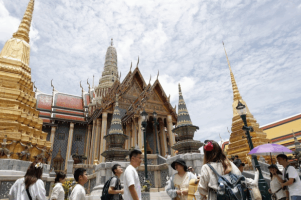 [뉴스] “여행 가서 낮술 한 잔 마셨다간 벌금 폭탄”…주류 규제 강화한 ‘이 나라’