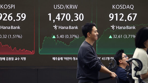 [뉴스] 이달 외국인 순매도 역대 최대…개미가 다 사들였나?