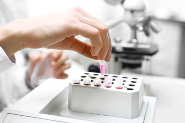 [뉴스] 中, 암 치료약 임상시험 건수 세계 최다…2년 연속 美 앞섰다