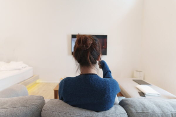 [뉴스] OTT에 푹 빠진 한국인…넷플릭스 다음으로 티빙 찾았다