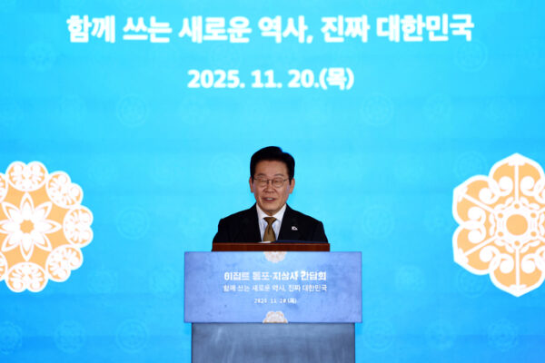 [뉴스] 이 대통령, 2박 3일 이집트 일정 마무리…남아공 G20 정상회의 참석