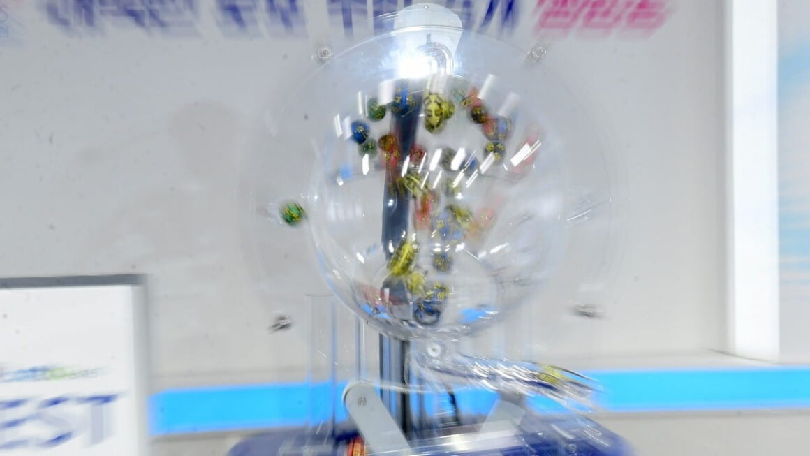 [뉴스] 로또 1199회 당첨번호 16, 24, 25, 30, 31, 32…보너스 7