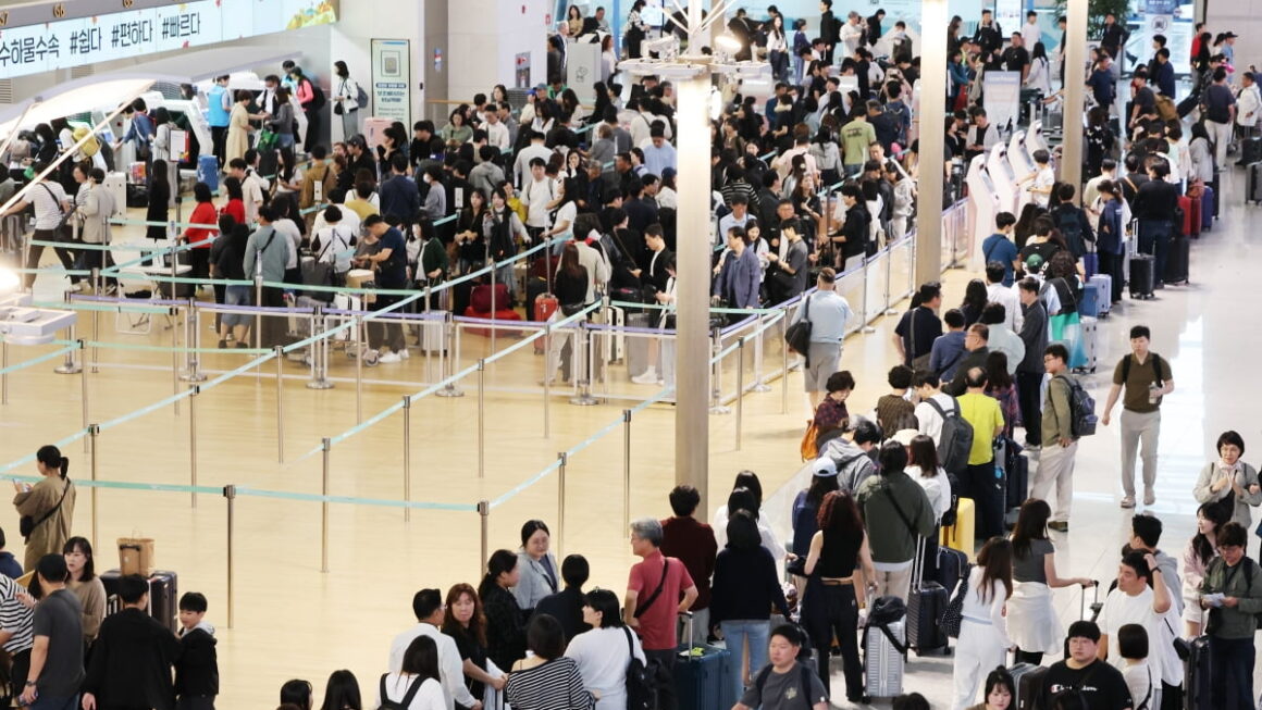 [뉴스] 한국인 너무 많이 갔나 칼 빼드는 日…韓여행객 직격탄