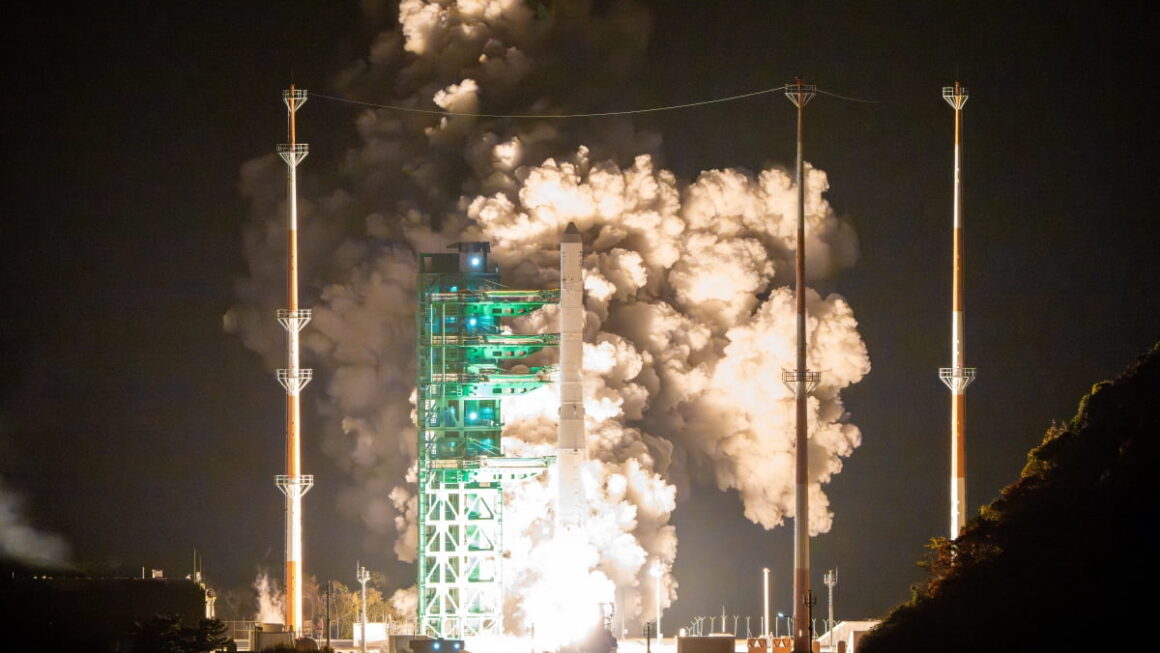 [뉴스] 누리호 4차 발사 성공…민간 주도 뉴 스페이스 시대 열렸다